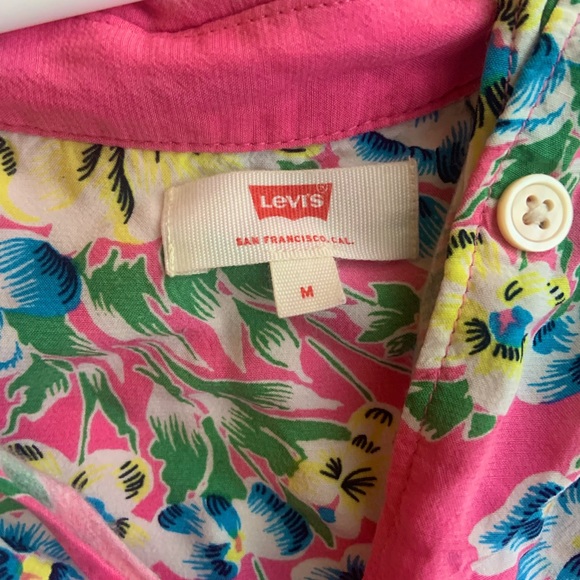 Levi floral cropped button up - Picture 2 of 2